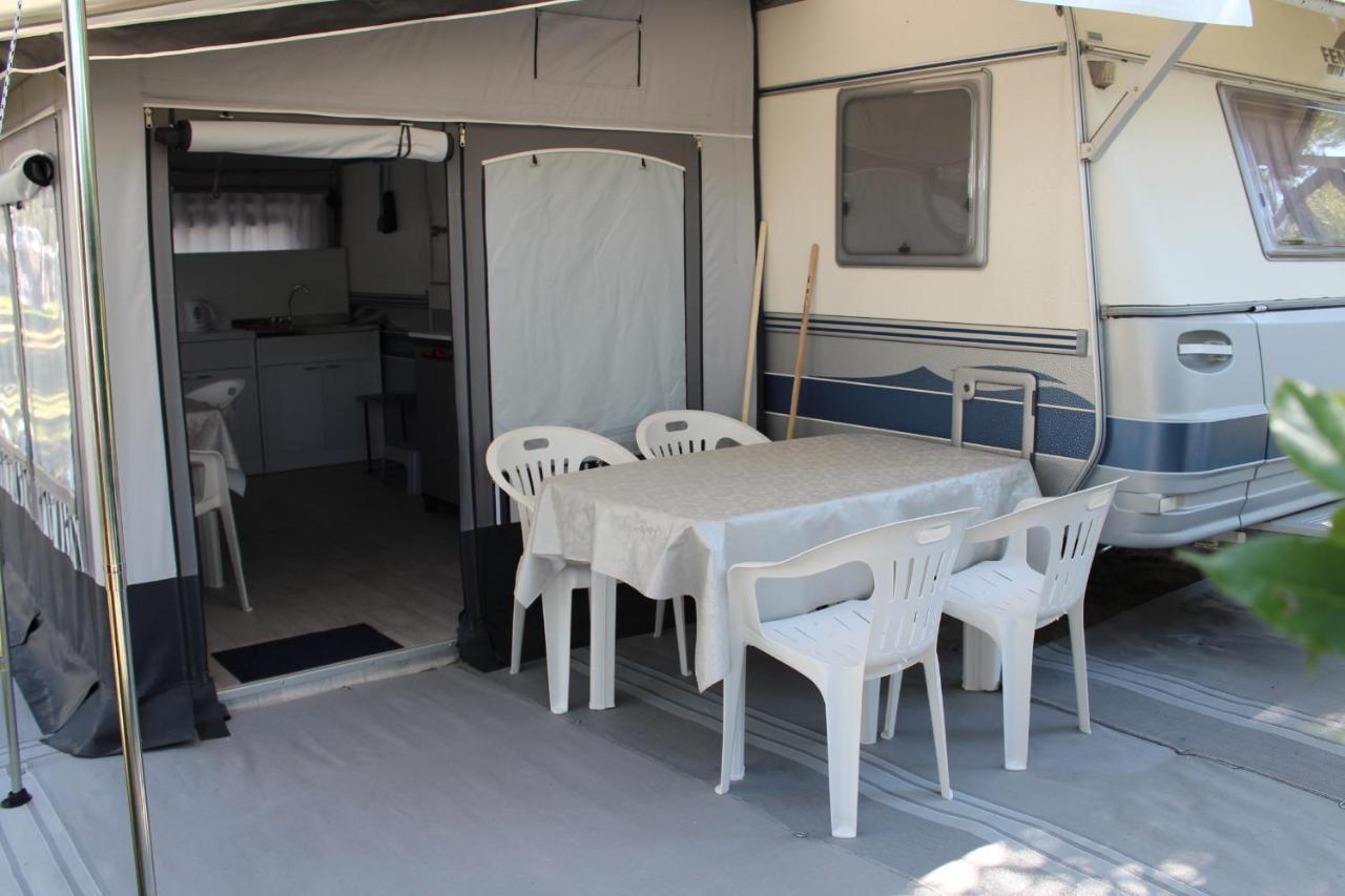 מלון קוואלינו-טראפורטי Ps-Caravaning Auf Union Lido - Wohnwagenvermietung מראה חיצוני תמונה