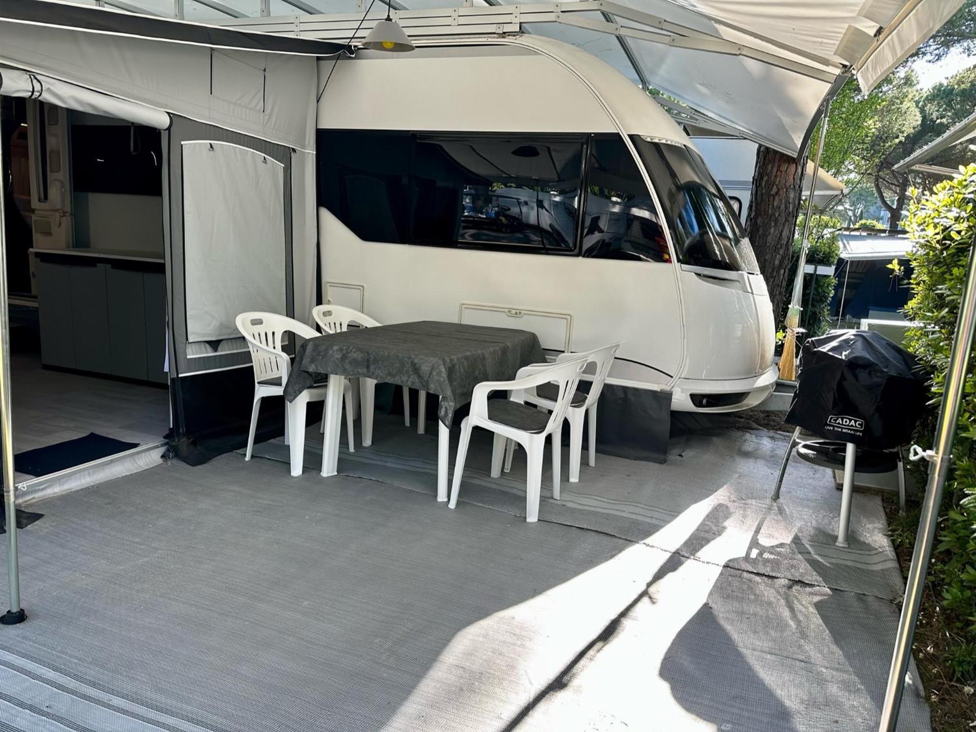 מלון קוואלינו-טראפורטי Ps-Caravaning Auf Union Lido - Wohnwagenvermietung מראה חיצוני תמונה