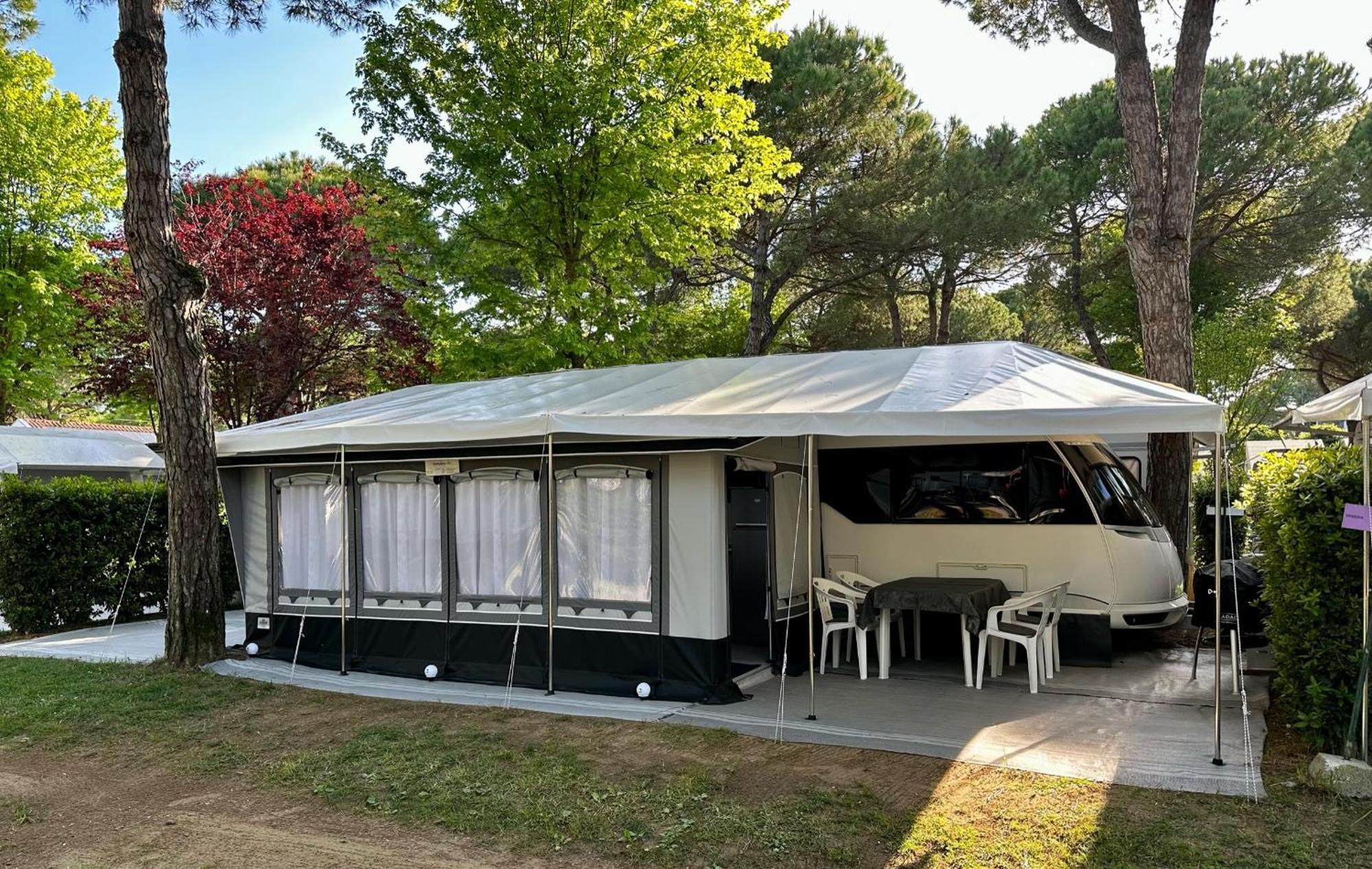 מלון קוואלינו-טראפורטי Ps-Caravaning Auf Union Lido - Wohnwagenvermietung מראה חיצוני תמונה